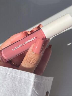 LIGHTS LACQUER Jelly Balm Lip Lacquer in Alyssa